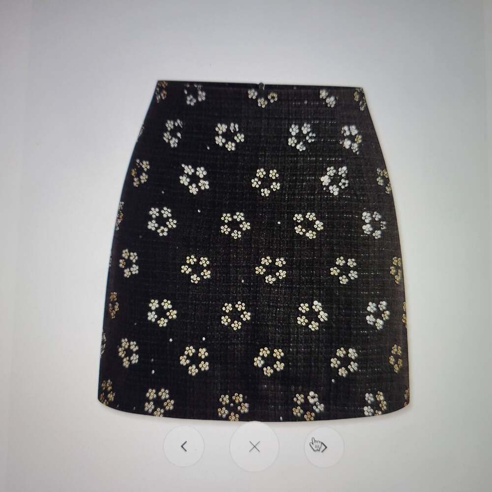 NWT Commense Black Floral Mini Skirt Sz M